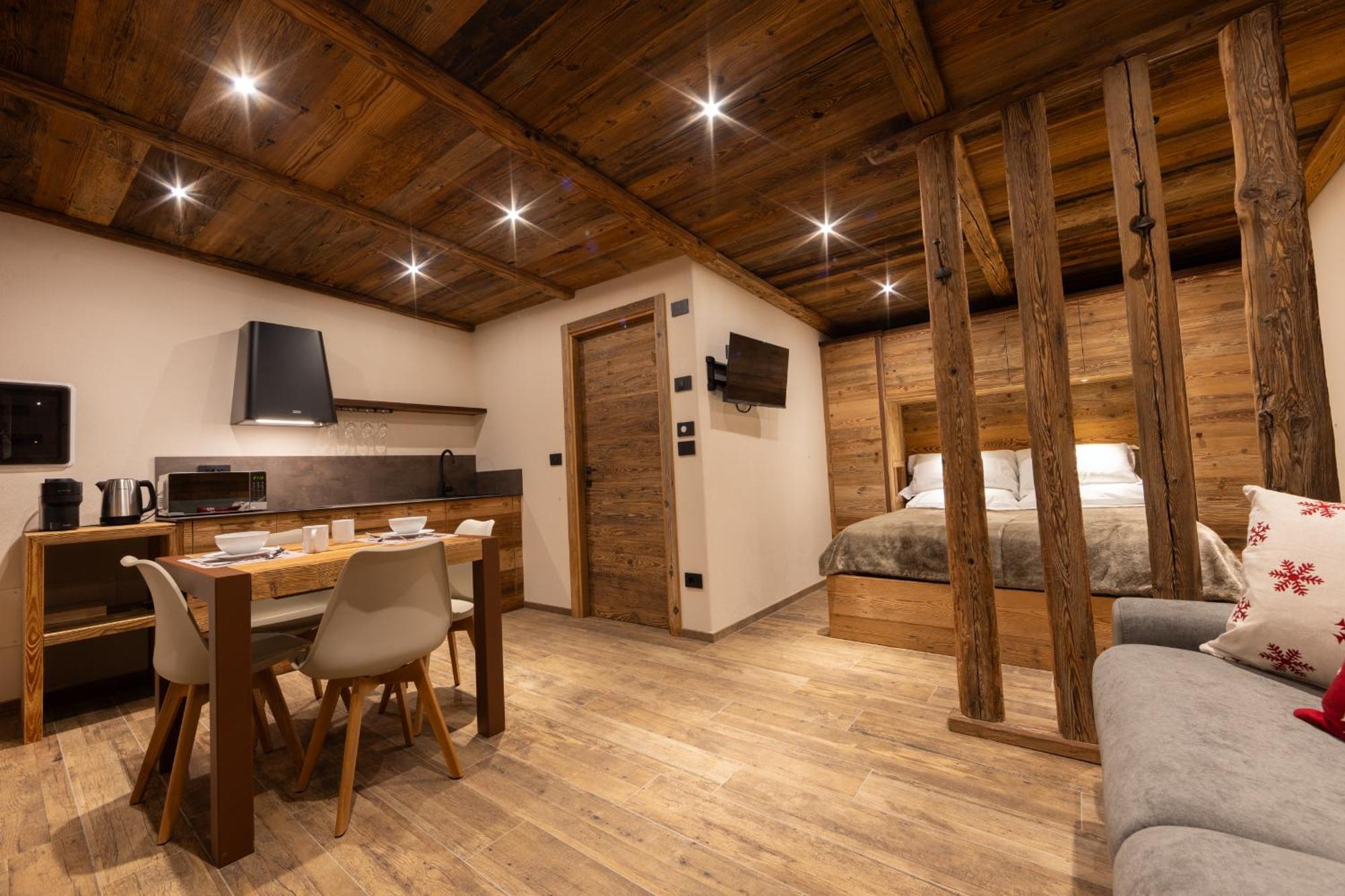 Les Reves Des Montagnards, Appartements De Charme Torgnon Zewnętrze zdjęcie